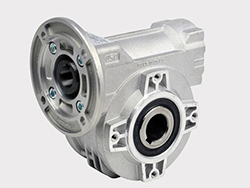 Réducteur de vitesse industriel couplé à un moteur électrique pour application industrielle